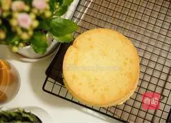 Chiffon Cake (6-inch Original) Recipe Illustration 11