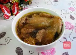 Illustration of how to make chicken soup with red dates and walnuts 8