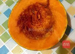 Illustration of how to make braised pumpkin 1