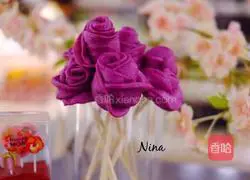 Illustration of how to make purple sweet potato flower steamed buns 9