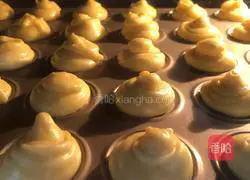 Illustration of how to make a successful dinosaur egg 10