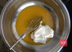 Illustration of how to make tiramisu finger biscuits 3