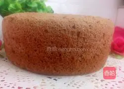 Illustration of how to make cocoa-flavored chiffon cake 14