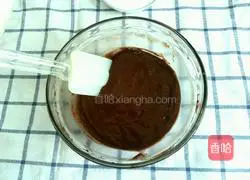 Red Velvet Chiffon Cupcake Recipe Illustration 5