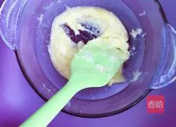 Illustration of how to make meat floss biscuits 3