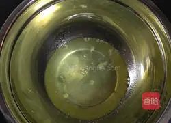 Chiffon Cake Recipe Illustration 5