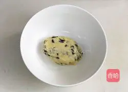 Coconut and blackcurrant shortcake recipe 7