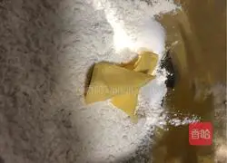 Illustration of homemade egg tart crust 5