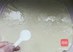 Illustration of how to make walnut flower rolls 8