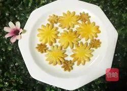 Illustration of how to make egg biscuits 14