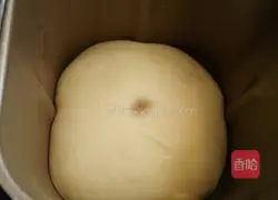 Illustration of how to make bean paste toast 4