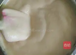 Illustration of how to make hot noodle chiffon cake 7