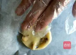 Illustration of how to make walnut pastry 10