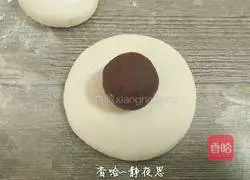 Illustration of how to make steamed buns stuffed with red bean paste 14