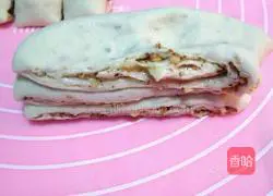 Illustration of how to make walnut flower rolls 16