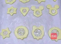 Illustration of how to make crystal clear glass biscuits 7
