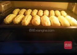 Illustration of how to make lightning puffs 13