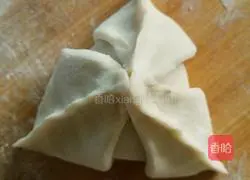 Illustration of how to make fancy bean paste buns 10