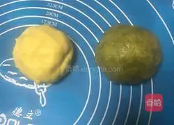 Illustration of how to make Matcha Rabbit Cookies 4