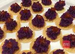 Illustration of how to make purple sweet potato dots 4