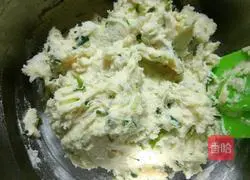 Illustration of how to make scallion oil cookies 6