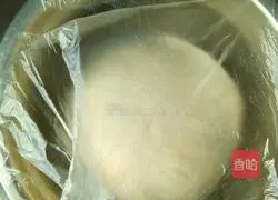 Recipe for making low-fat, sugar-free milk and salt soda crackers (about 30 pieces) 3