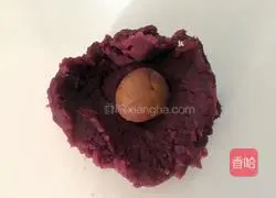 Illustration of how to make purple potato balls 2