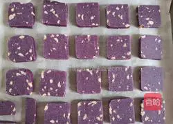 Illustration of how to make purple sweet potato and peanut biscuits 8