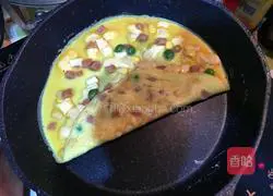 Cheese Illustration of how to make egg rolls 6