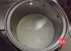 Illustration of how to make whole egg tarts (original flavor) 4