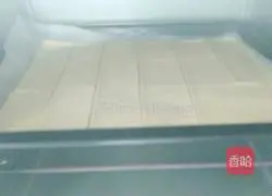 Illustration of how to make soda crackers 11