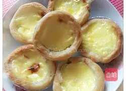 Illustration of how to make whipped cream tart 8