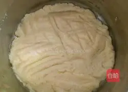 Illustration of how to make hot noodle chiffon cake 3