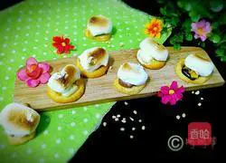 Orange Sweetheart Baked Cookies Illustration 11