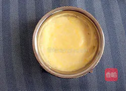 Illustration of how to make homemade chiffon cake 5