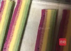 Illustration of how to make rainbow cookies 4