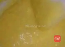 Illustration of how to make chiffon cake 3