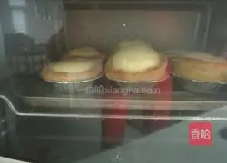 Illustration of how to make egg tarts (without cream tarts) 8