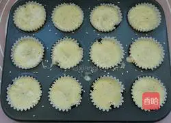 Illustration of how to make mini sesame cakes 8