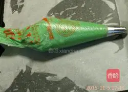 Illustration of how to make emerald green crispy cookies 7