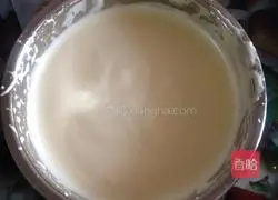 Illustration of how to make sponge cup cake 1