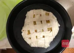 Piping apple pie recipe 3