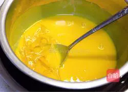 Illustration of how to make diamond heart-shaped mousse cake 9