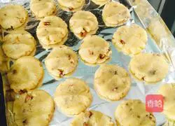 Illustration of how to make walnut cake 4