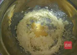 Illustration of how to make Christmas frosted cookies 5