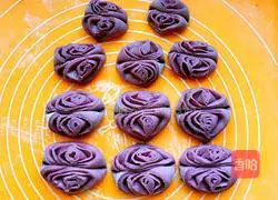 Purple Sweet Potato Flower Roll Recipe Illustration 16