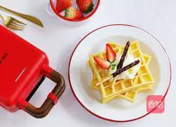 Strawberry Cream Waffle Recipe Illustration 13