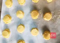 Illustration of how to make crispy puffs 12
