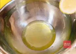 Chiffon Cake (8-inch) Recipe Illustration 7