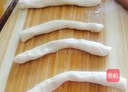 Illustration of how to make fried cakes 6